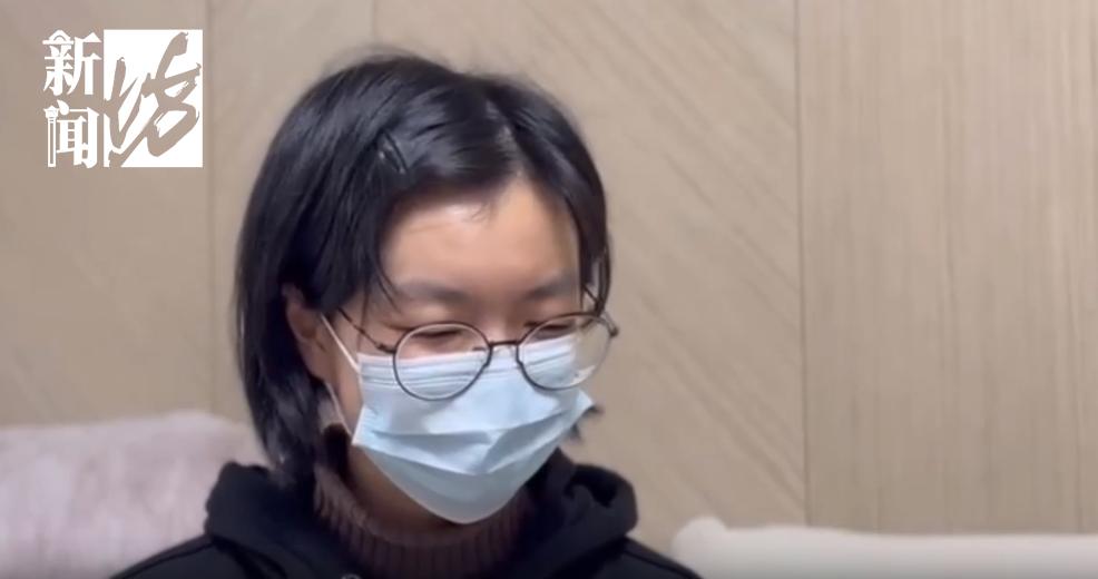 DƬ